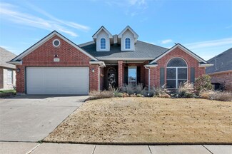 5732 Ozark Dr, Fort Worth, TX 76131