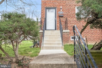 5200 Leverett St, Oxon Hill, MD 20745