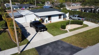 7551 SW 37th St, Miami, FL 33155