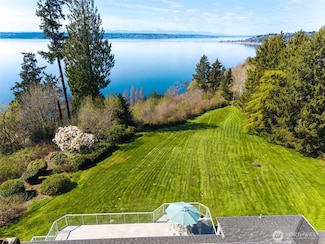 727 SW 199th Place, Normandy Park, WA 98166