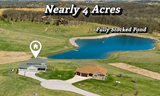 9174 207th Ave, Anamosa, IA 52205