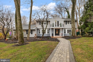 68 Crooked Ln, Cherry Hill, NJ 08034
