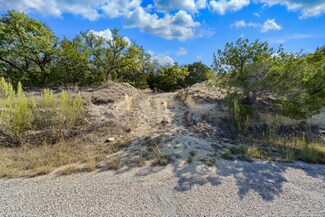 1012 Parton Rd, Canyon Lake, TX 78133
