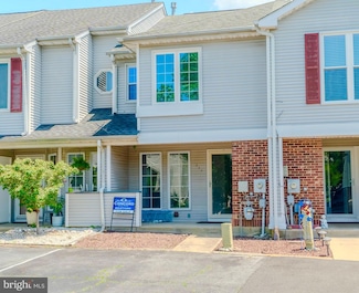 220 Lake Arrowhead Cir, Bear, DE 19701