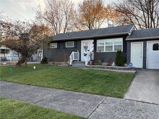 34 Coronet Dr, Tonawanda, NY 14150