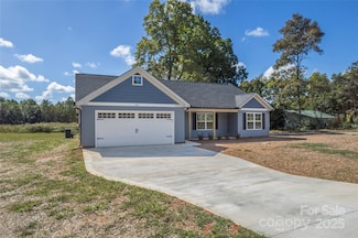 6015 Zoo Pkwy, Asheboro, NC 27205