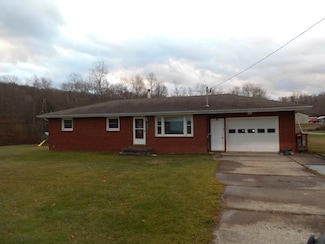 3423 Clay Plant Rd, Brockway, PA 15824