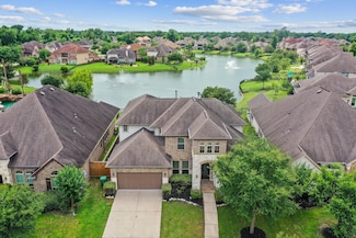 5371 Blue Mountain Ln, Sugar Land, TX 77479