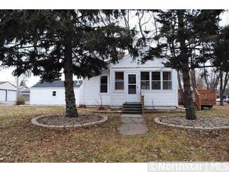 1492 1492 Larpenteur Ave E, St. Paul, MN 55109