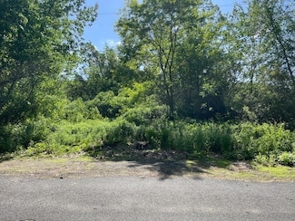 77 O'Neil Rd, Warren, MA 01083
