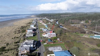 48140 Pacific Ave, Moclips, WA 98562