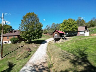 445 Quarry Rd, Walton, WV 25286