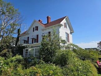 16199 Main Ridge Rd, Tangier, VA 23440