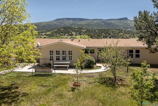 40 Allen's Alley, Raton, NM 87740