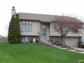 2626 Knollridge Dr, Fort Wayne, IN 46815