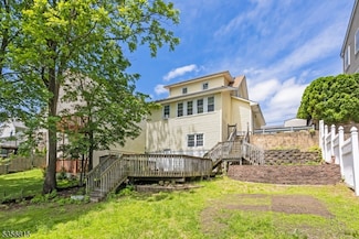 16 E Munson Ave, Dover, NJ 07801