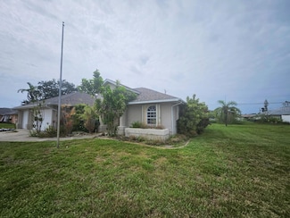 9926 Gulfstream Blvd, Englewood, FL 34224