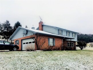 2940 Parkwood Rd, Shelocta, PA 15774