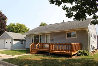 903 Irwin St, Lake View, IA 51450