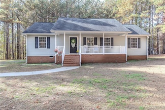 9595 Holdsworth Rd, Disputanta, VA 23842
