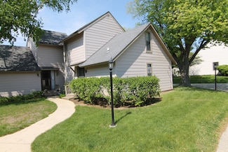 700 Colby Ct Unit U76, Gurnee, IL 60031