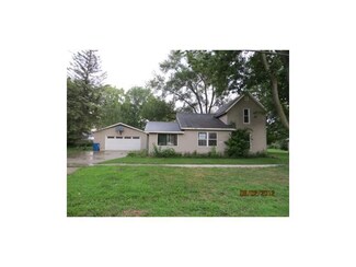 715 E Newark St, Ithaca, MI 48847