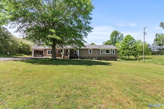 285 County Road 1387, Vinemont, AL 35179
