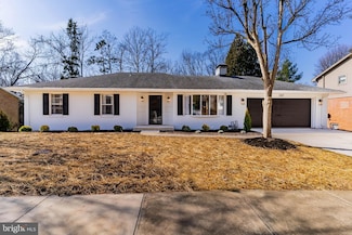 107 Parkview Rd, New Cumberland, PA 17070