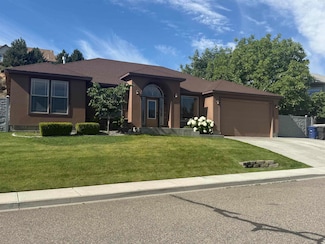 483 Aimee Dr, Richland, WA 99352