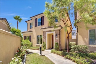 137 Primrose Dr, Lake Forest, CA 92610