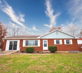 1218 Crestview Dr, Russell, KY 41169
