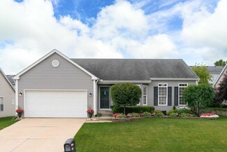 2350 Harwood St, South Bend, IN 46614