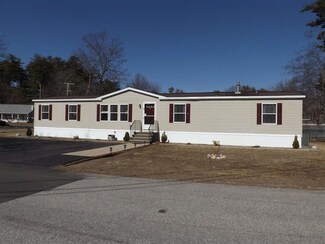 28 Virginia Ln, Seabrook, NH 03874