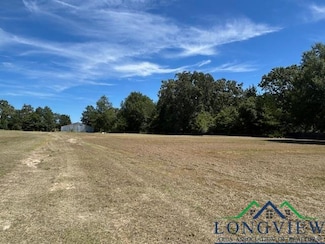 2727 Shady Hollow Dr, Mount Pleasant, TX 75455