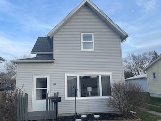 217 S Hamsher St, Garrett, IN 46738
