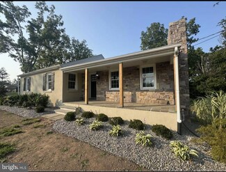 55 Apple Hill Rd, Furlong, PA 18925