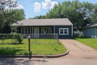 2325 N Poplar St, Wichita, KS 67219
