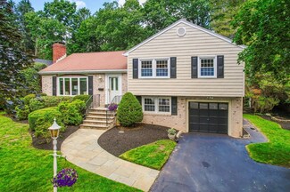 28 Wingate Rd, Waltham, MA 02451