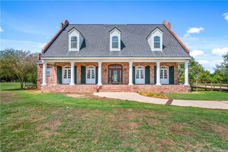 1814 Williams Ave, Natchitoches, LA 71457