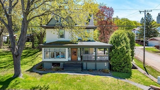 607 W South Ave, Houghton, MI 49931