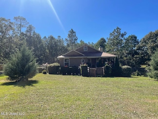 17105 Spring Lake Dr W, Vancleave, MS 39565