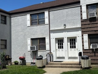 67-63 136th St Unit A, Flushing, NY 11367