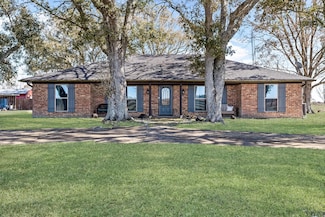 909 Turner Rd, Beaumont, TX 77713