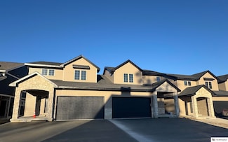 307 S 55th St, Lincoln, NE 68510