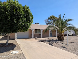 10726 W El Dorado Dr, Sun City, AZ 85351