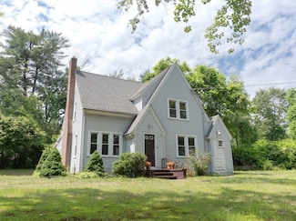 1194 Thorndike St, Palmer, MA 01069
