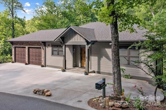 45 Mountain View Rd, Black Mountain, NC 28711