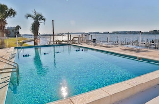 308 Miracle Strip Pkwy SW Unit 1C, Fort Walton Beach, FL 32548