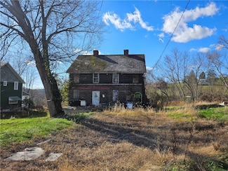 405 1st St, Dunbar, PA 15431