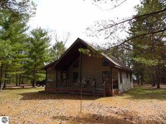 4008 Chambers Rd, Oscoda, MI 48750